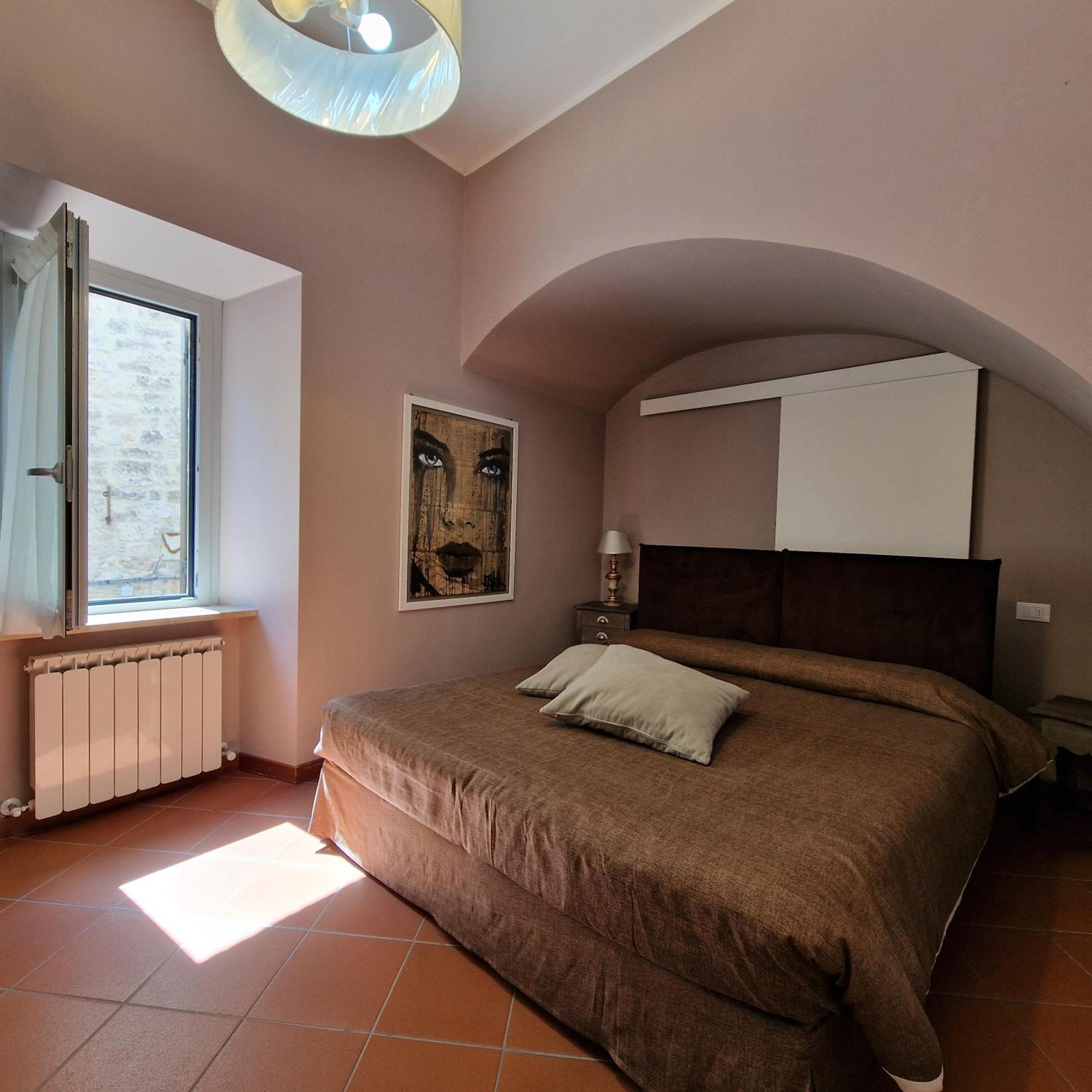 Il Cortile Di San Rufino Assis Exterior foto